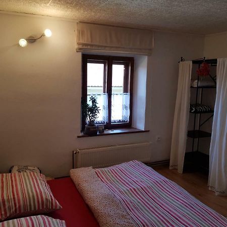 Hrncirna Appartement Klenovice  Buitenkant foto