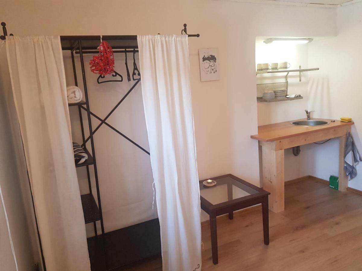 Hrncirna Appartement Klenovice  Buitenkant foto