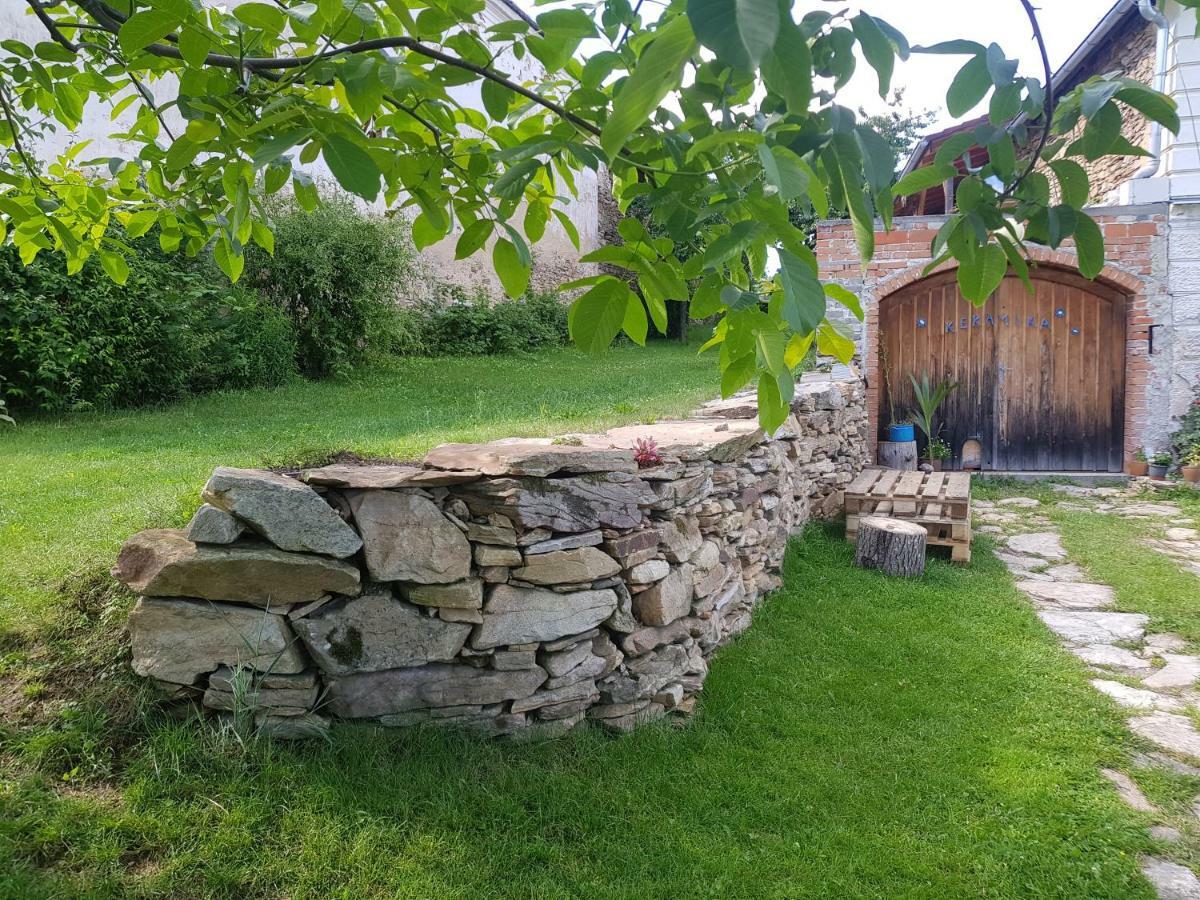 Hrncirna Appartement Klenovice  Buitenkant foto