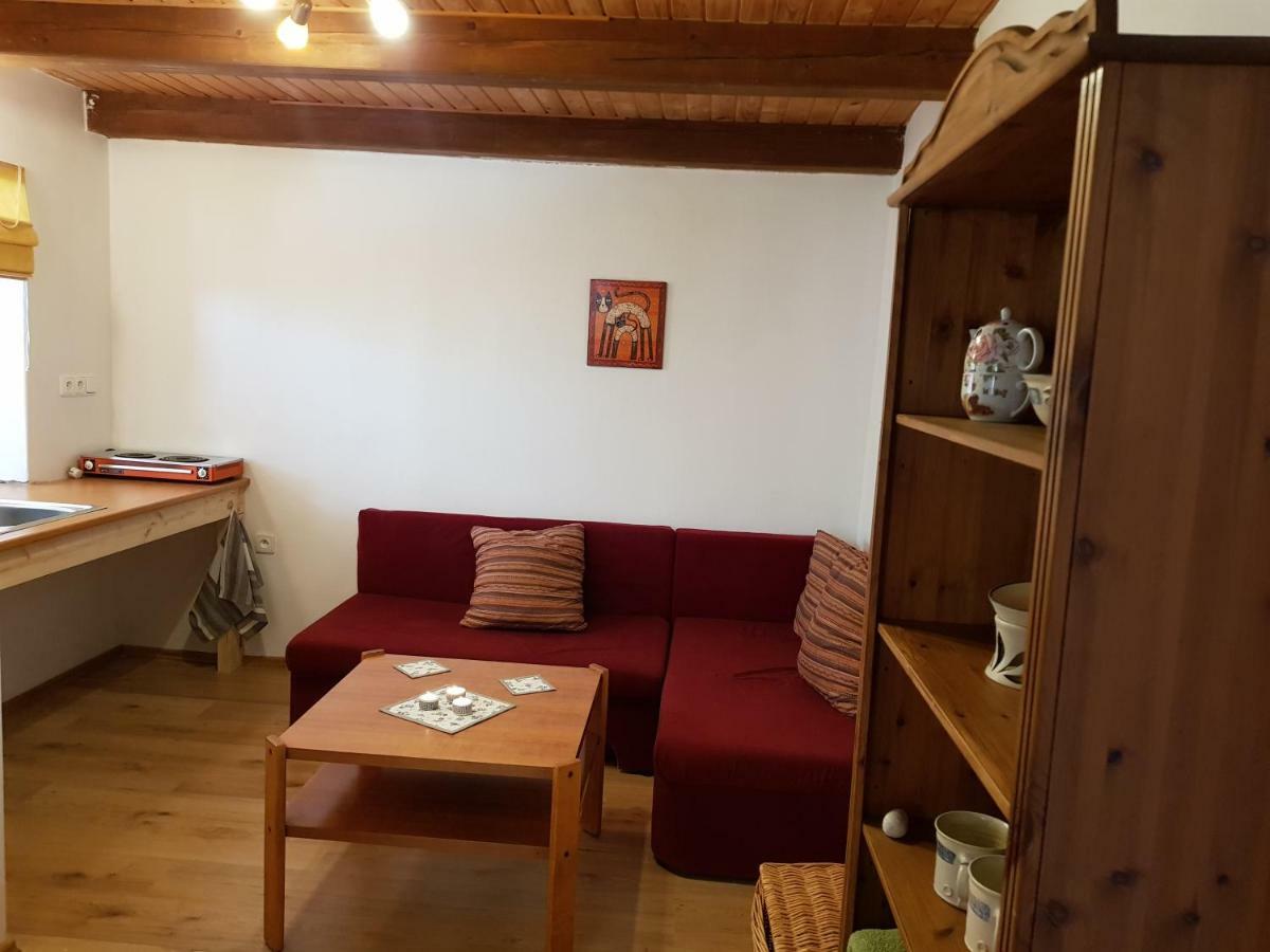 Hrncirna Appartement Klenovice  Buitenkant foto