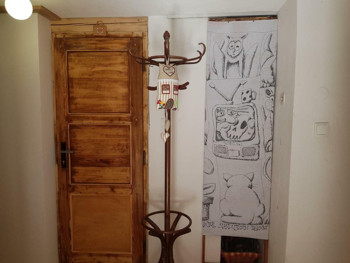 Hrncirna Appartement Klenovice  Buitenkant foto