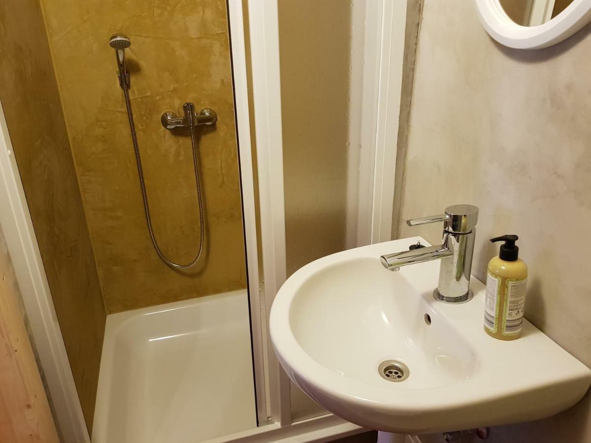 Hrncirna Appartement Klenovice  Buitenkant foto