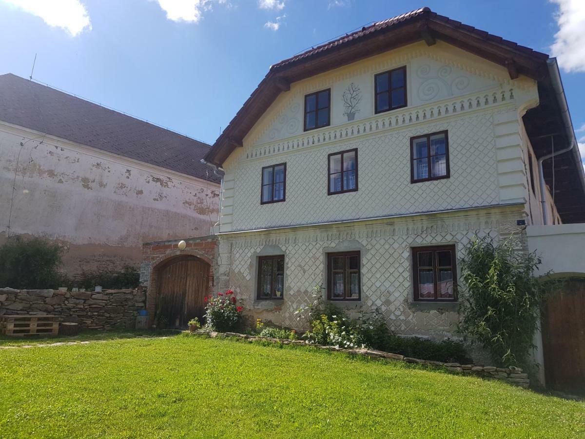 Hrncirna Appartement Klenovice  Buitenkant foto